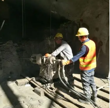 长葛水下抗分散灌浆料特点 水下不分散注浆料介绍